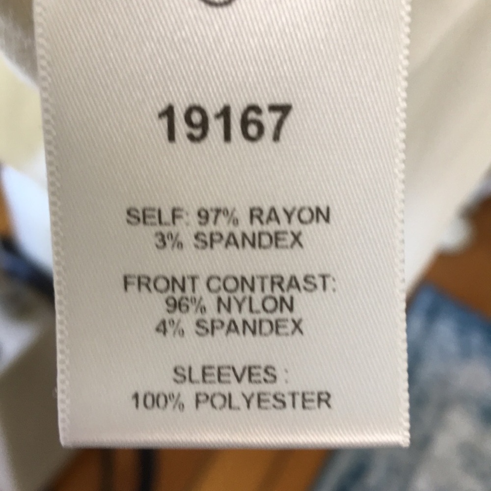 blouse - Picture 5 of 5